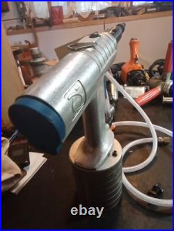 Bollhoff Heavy Duty Rivnut Gun. Pneumatic Hydraulic