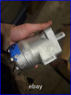 Danfoss Hydraulic Motor OMP 100 Model 151-2405 Flange Mounted Heavy Duty