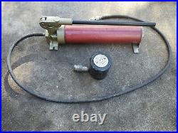 Heavy Duty Red Hydraulic Hand Pump B250-005 Unbranded