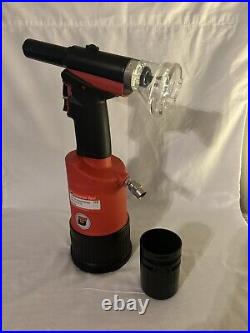 Heavy duty hydraulic riveter- universal tools