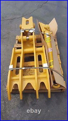 New 18 x 50 Heavy Duty Hydraulic Thumb for Hitachi Excavators