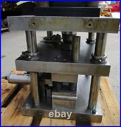 Parker Heavy-Duty Hydraulic Cylinder Ser 2H Mod# 06.00J2HLT14A 3.000 1200psiUsed