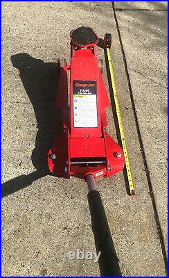 SNAP ON TOOLS FJ300 3-Ton Heavy Duty Floor Jack (Red) Nearly 2' Lifting Height